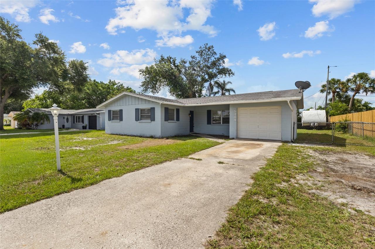 5404 Laurelwood Pl., Sarasota, FL 34232