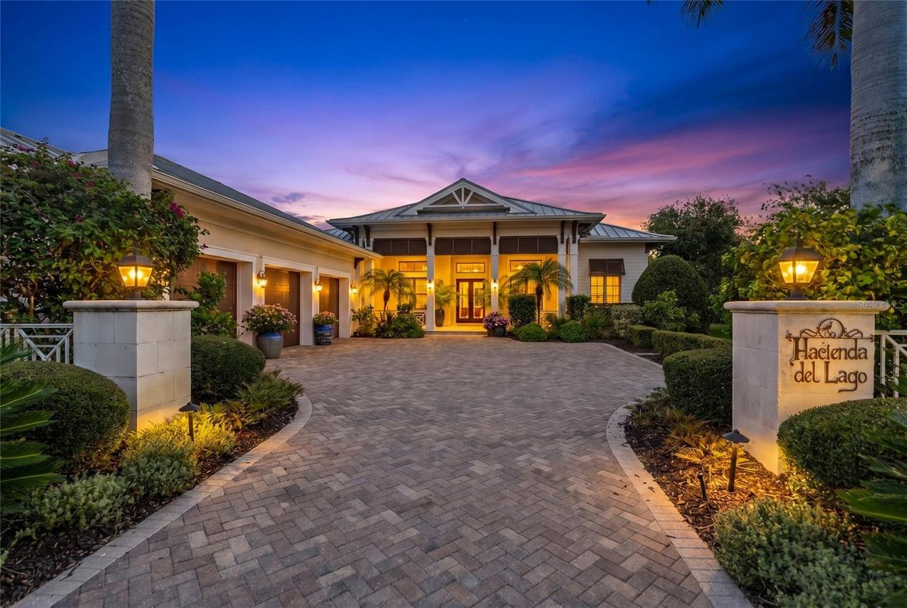 16023 Topsail Ter., Lakewood Ranch, FL 34202