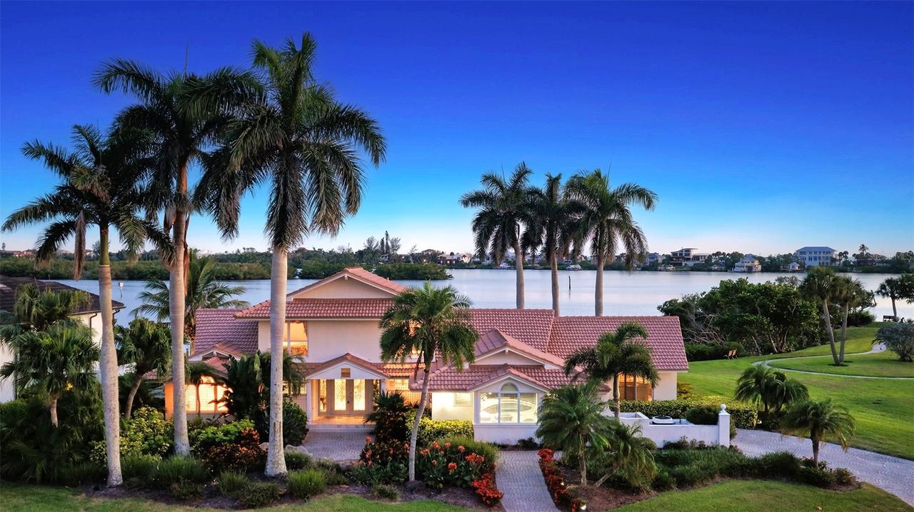 321 Lookout Point Dr., Osprey, FL 34229