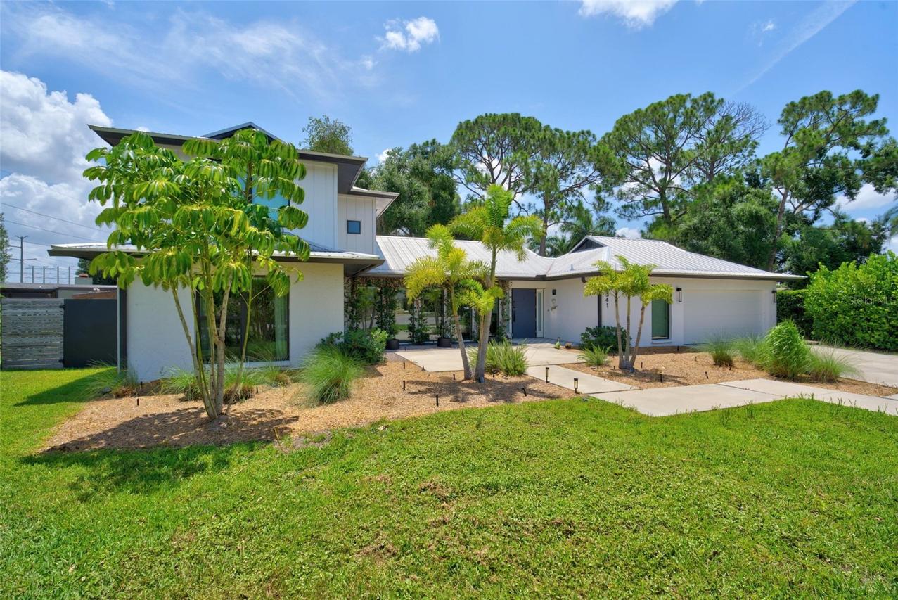 2341 Arborfield Ln., Sarasota, FL 34235