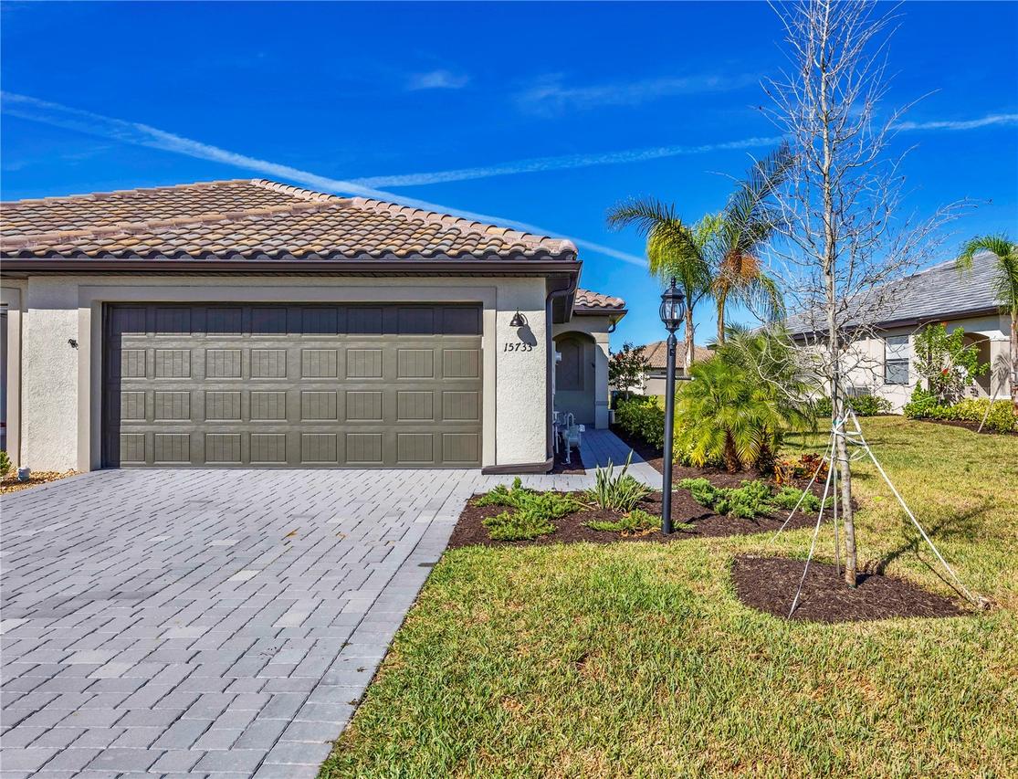 15733 Sunny Day Dr., Bradenton, FL 34211