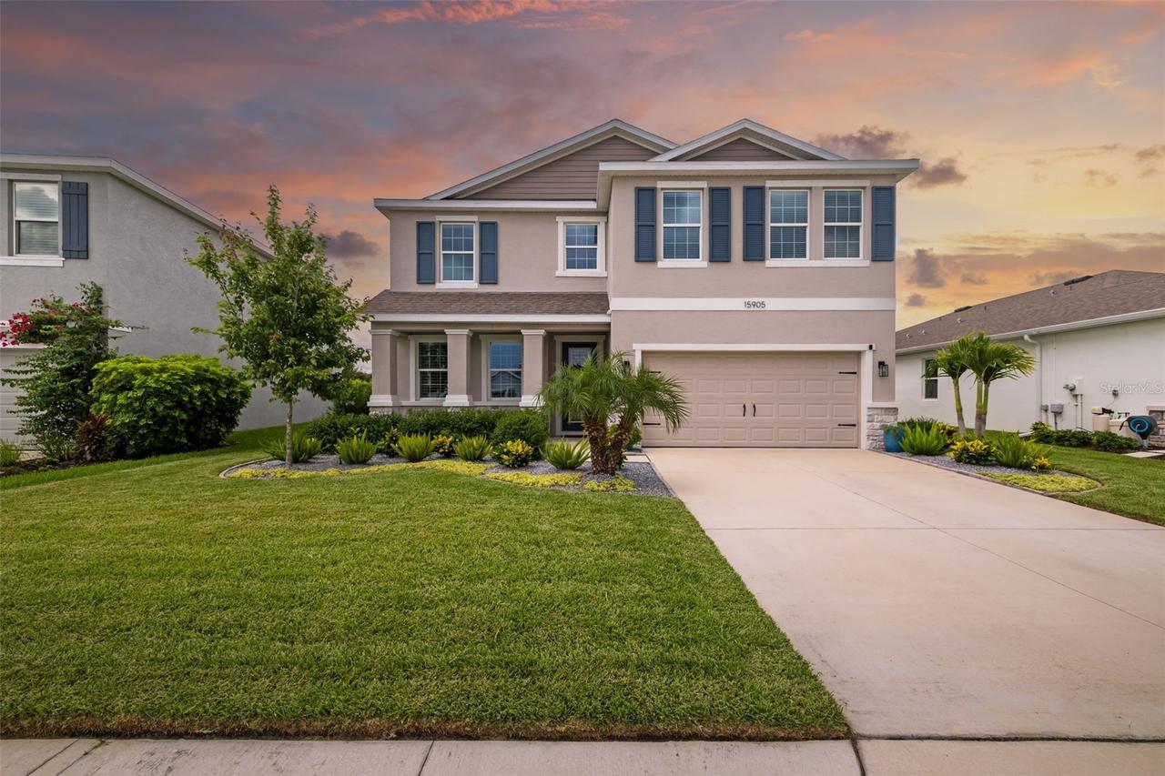 15905 5th Ave., Bradenton, FL 34212