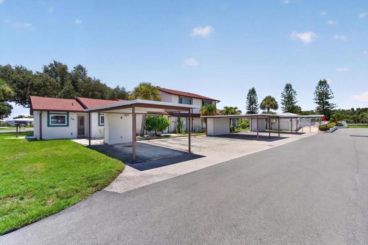 166 Circlewood Dr. #101, Venice, FL 34293