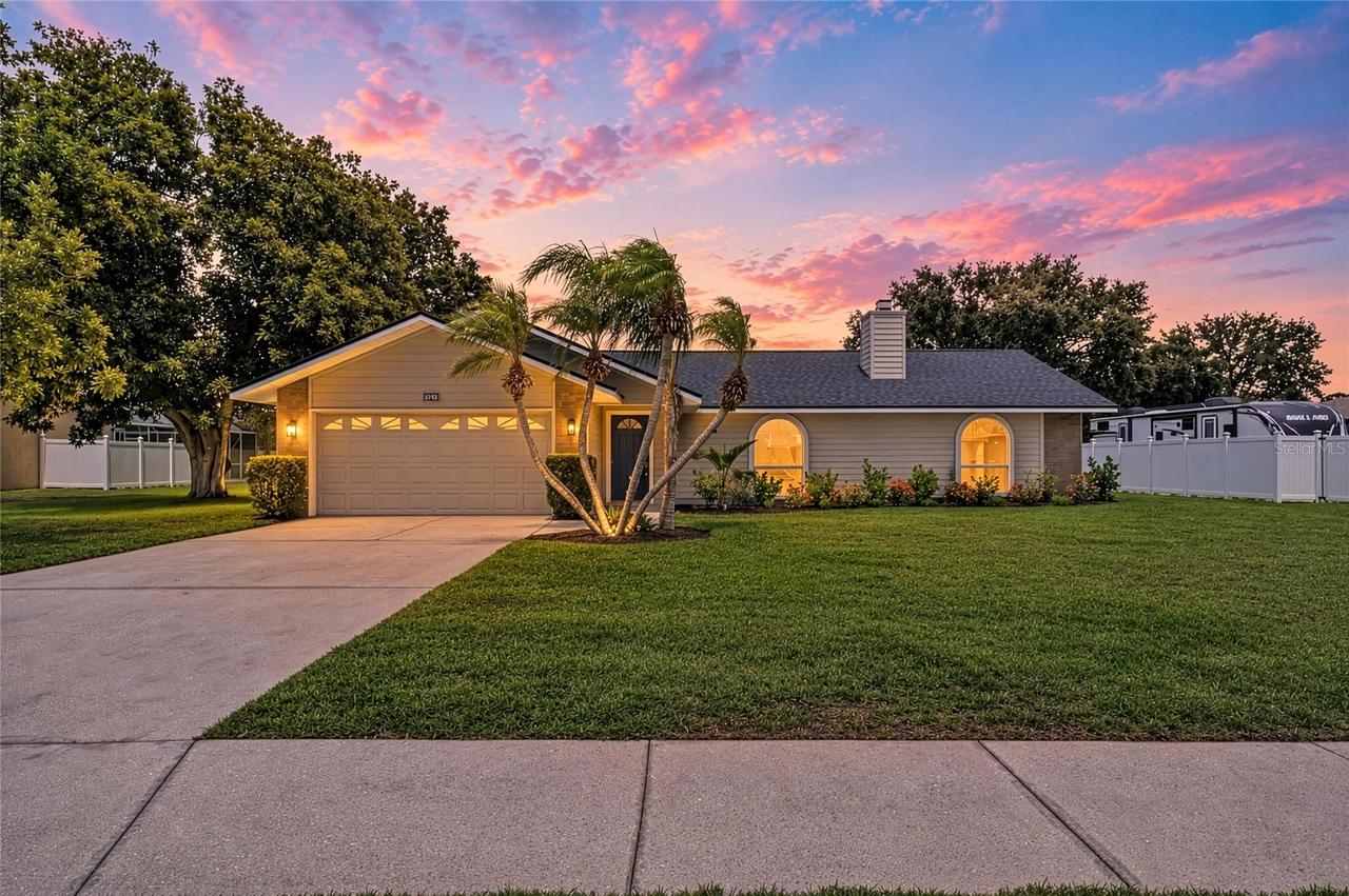 6221 99th St., Bradenton, FL 34202