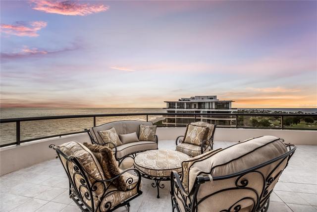 New Homes with Gulf Access in Longboat Key: June 15th to June 21st