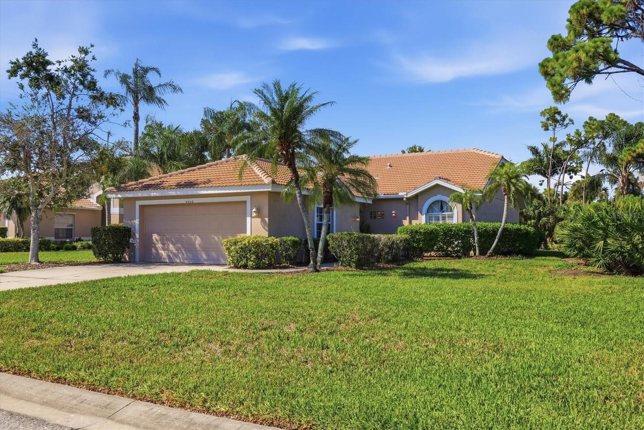 9402 Forest Hills Cir., Sarasota, FL 34238