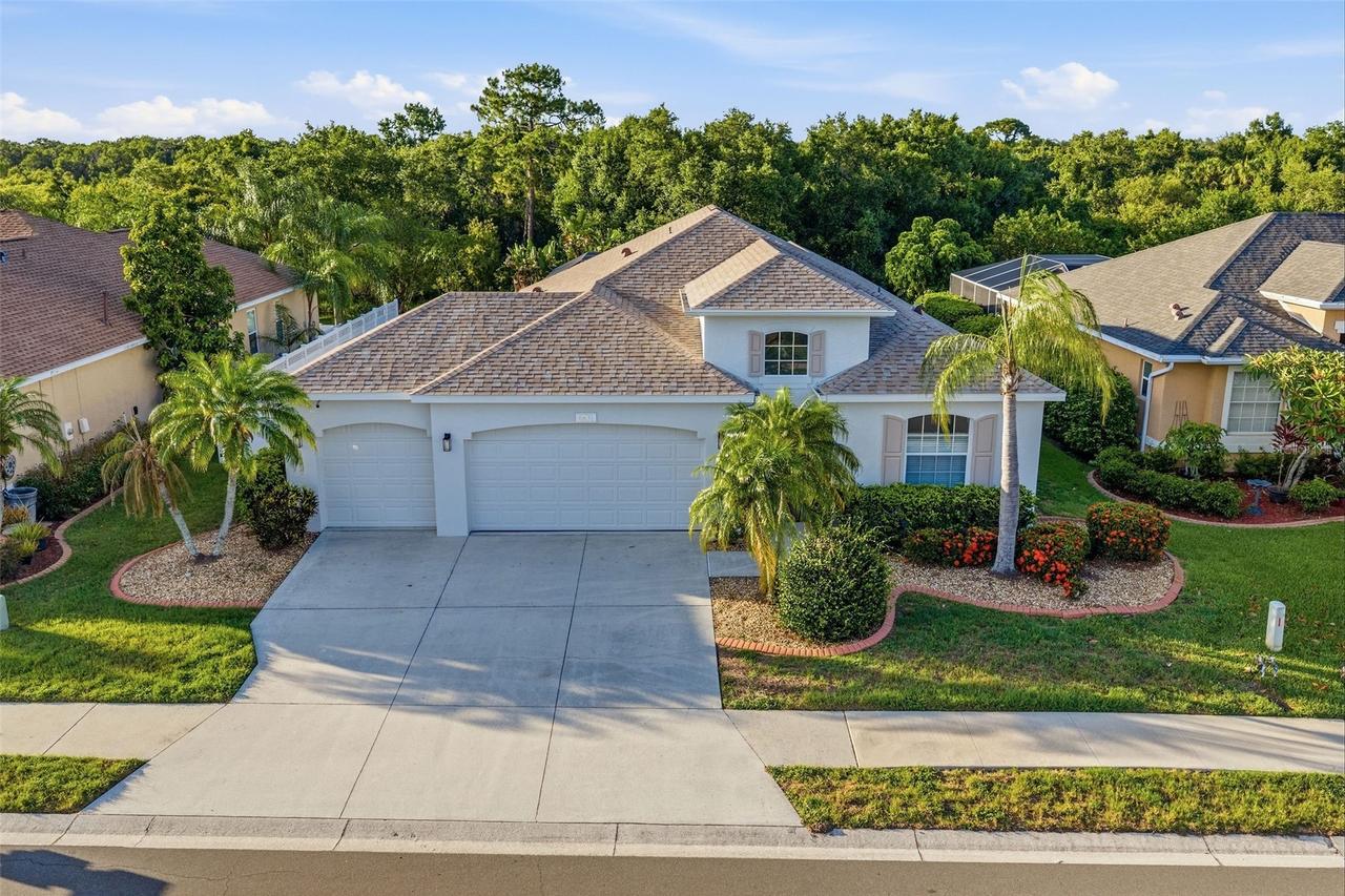 6631 63rd Ter., Bradenton, FL 34203