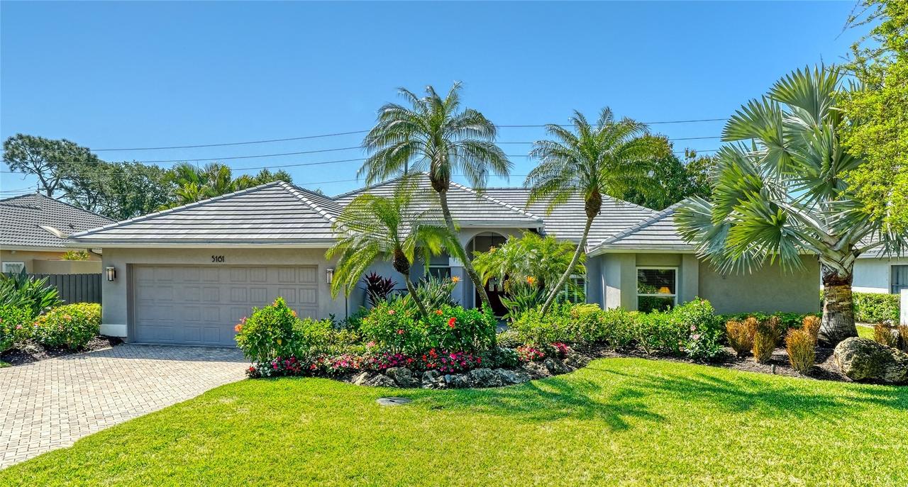 5161 Flicker Field Cir., Sarasota, FL 34231