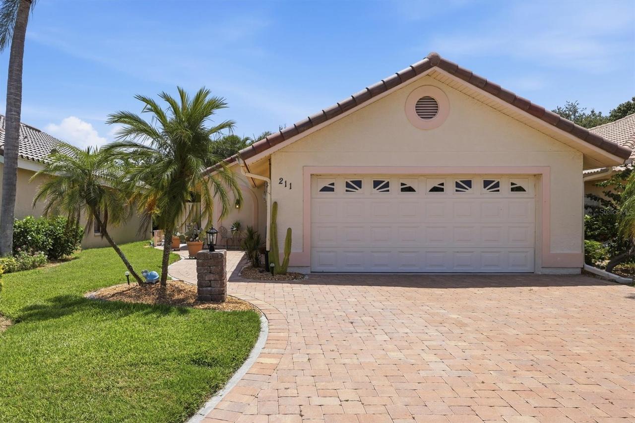 211 Carriage House Ln., Nokomis, FL 34275