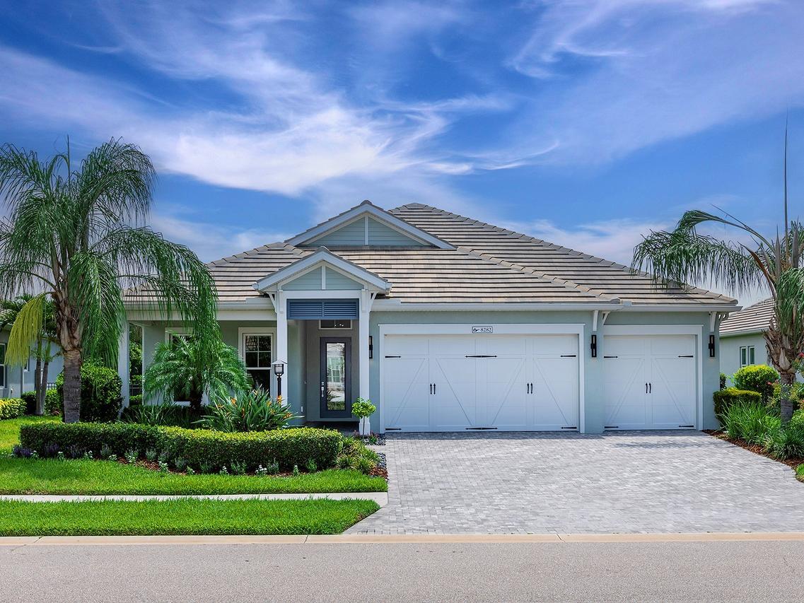 8282 Grande Shores Dr., Sarasota, FL 34240