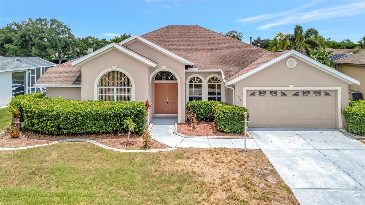 4206 73rd Ter., Sarasota, FL 34243