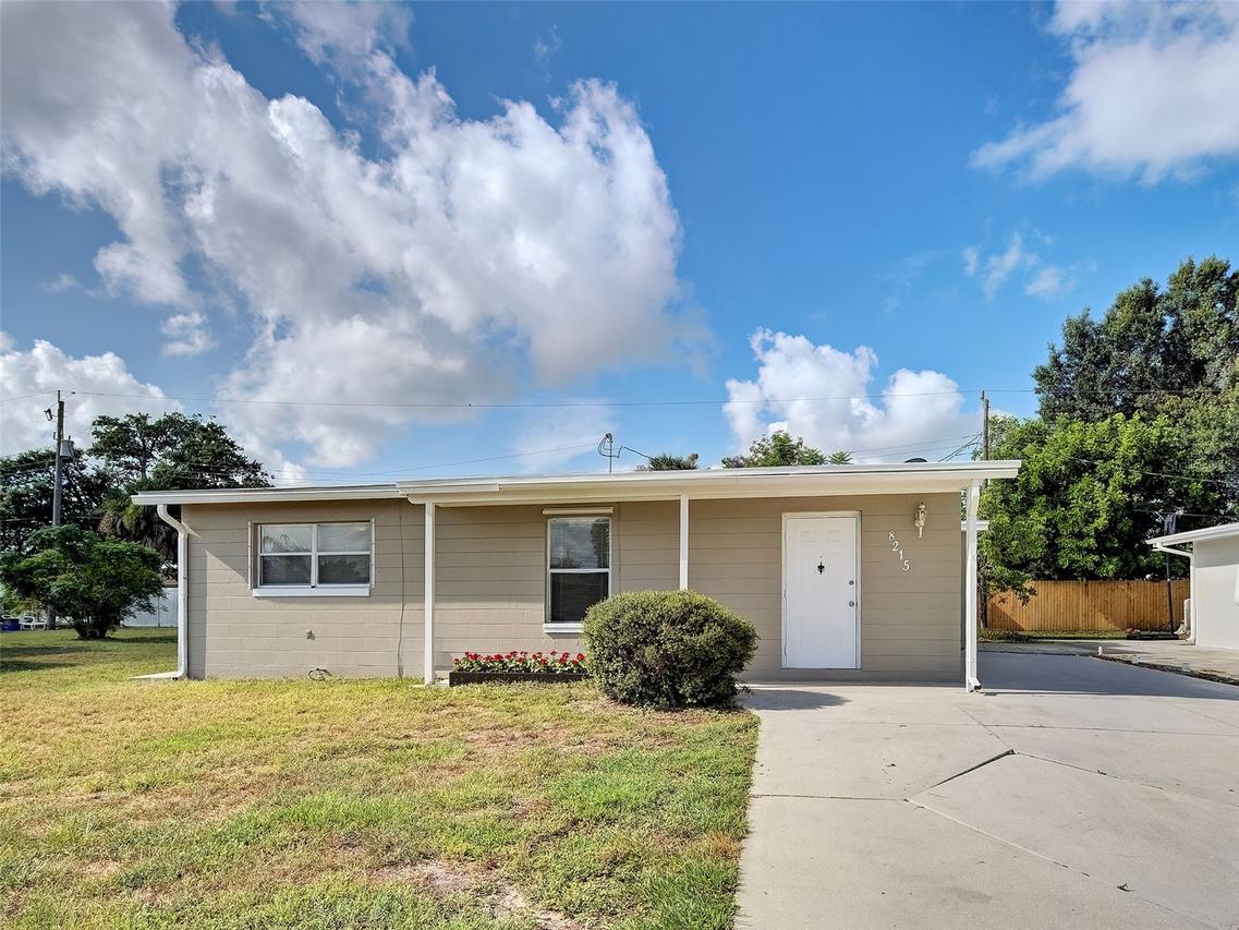 8215 Agress Ave., North Port, FL 34287