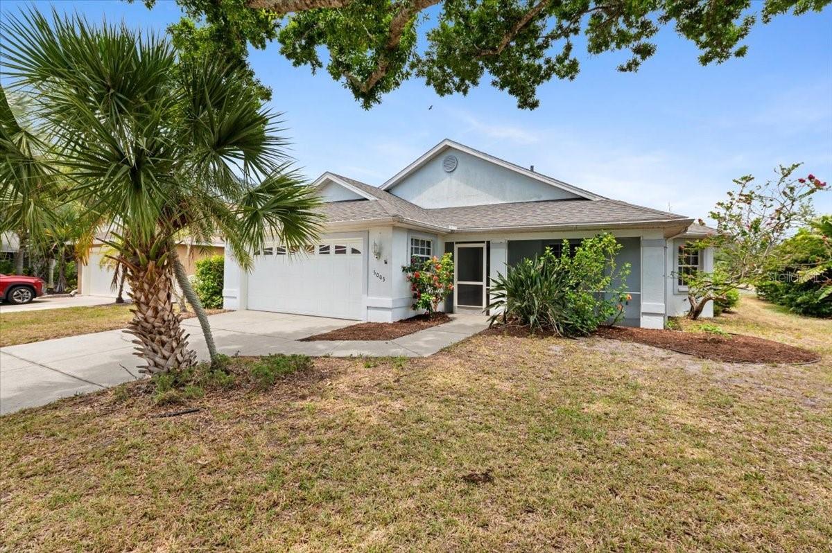 5003 72nd St., Bradenton, FL 34203