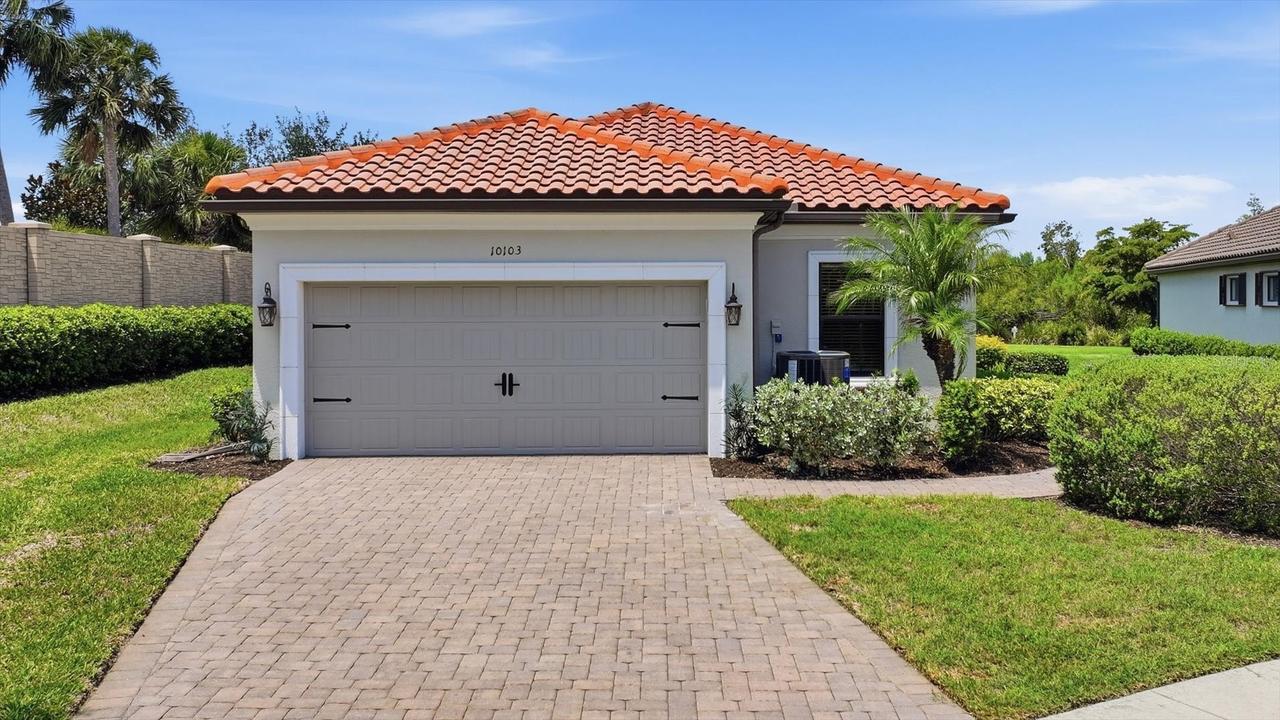10103 Saint Francis Ter., Palmetto, FL 34221