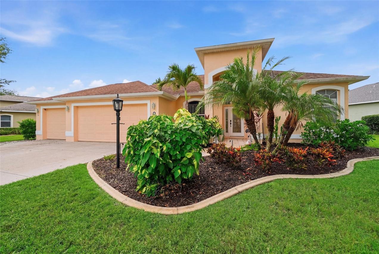 10461 Old Grove Cir., Bradenton, FL 34212