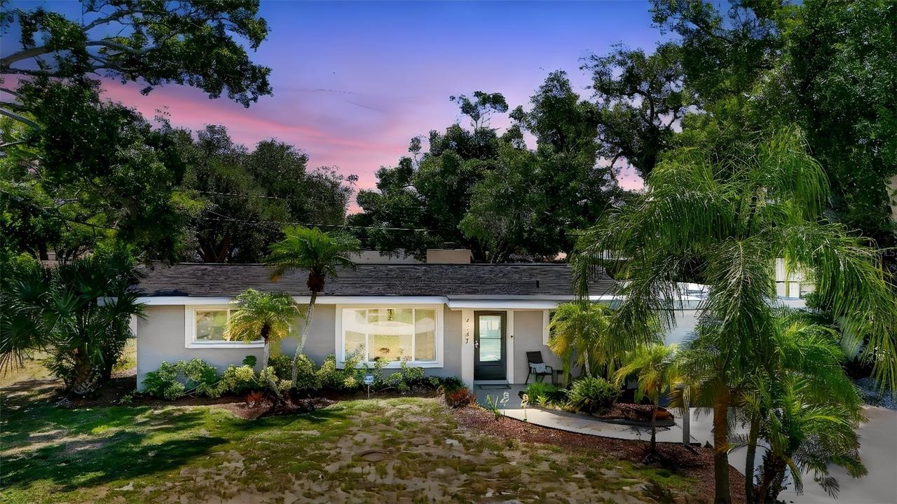 4147 Augustine Ave., Sarasota, FL 34231