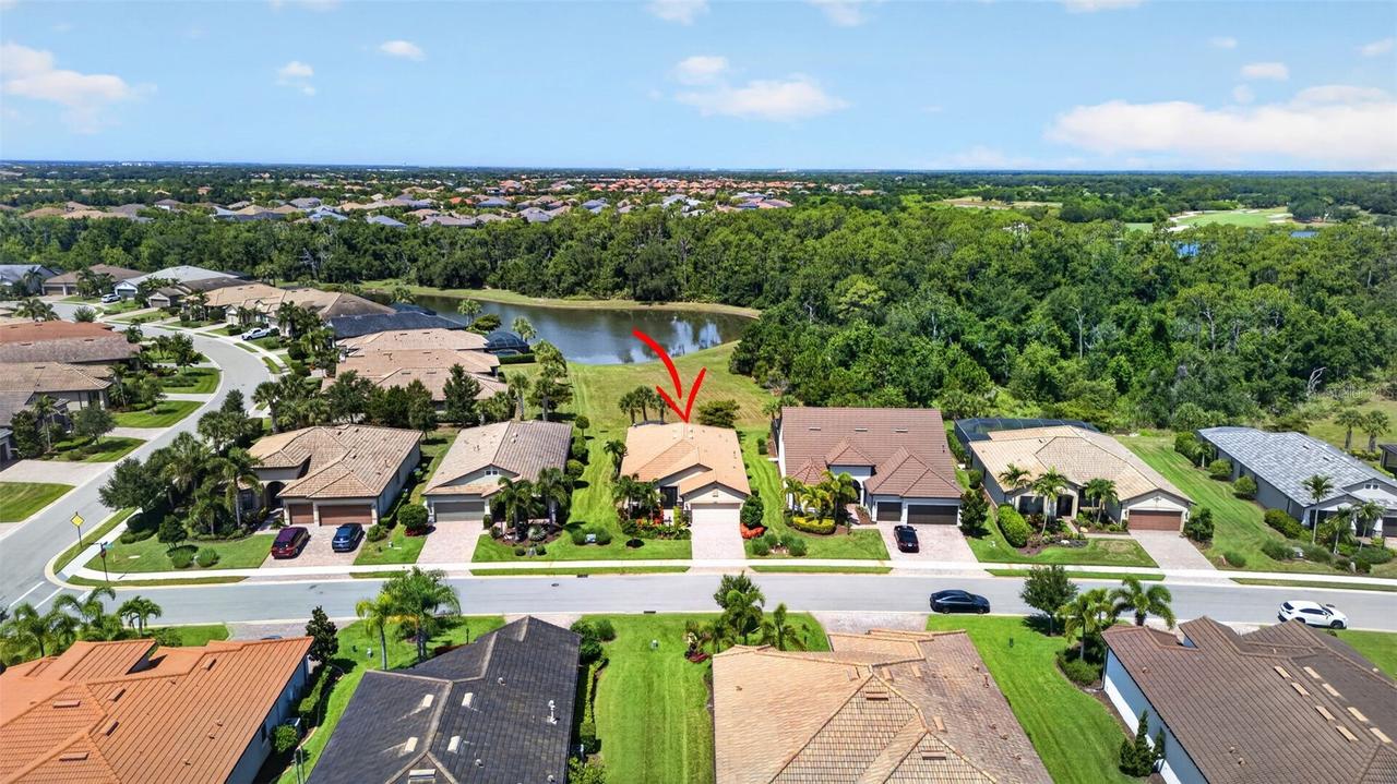 16748 Blackwater Ter., Bradenton, FL 34202