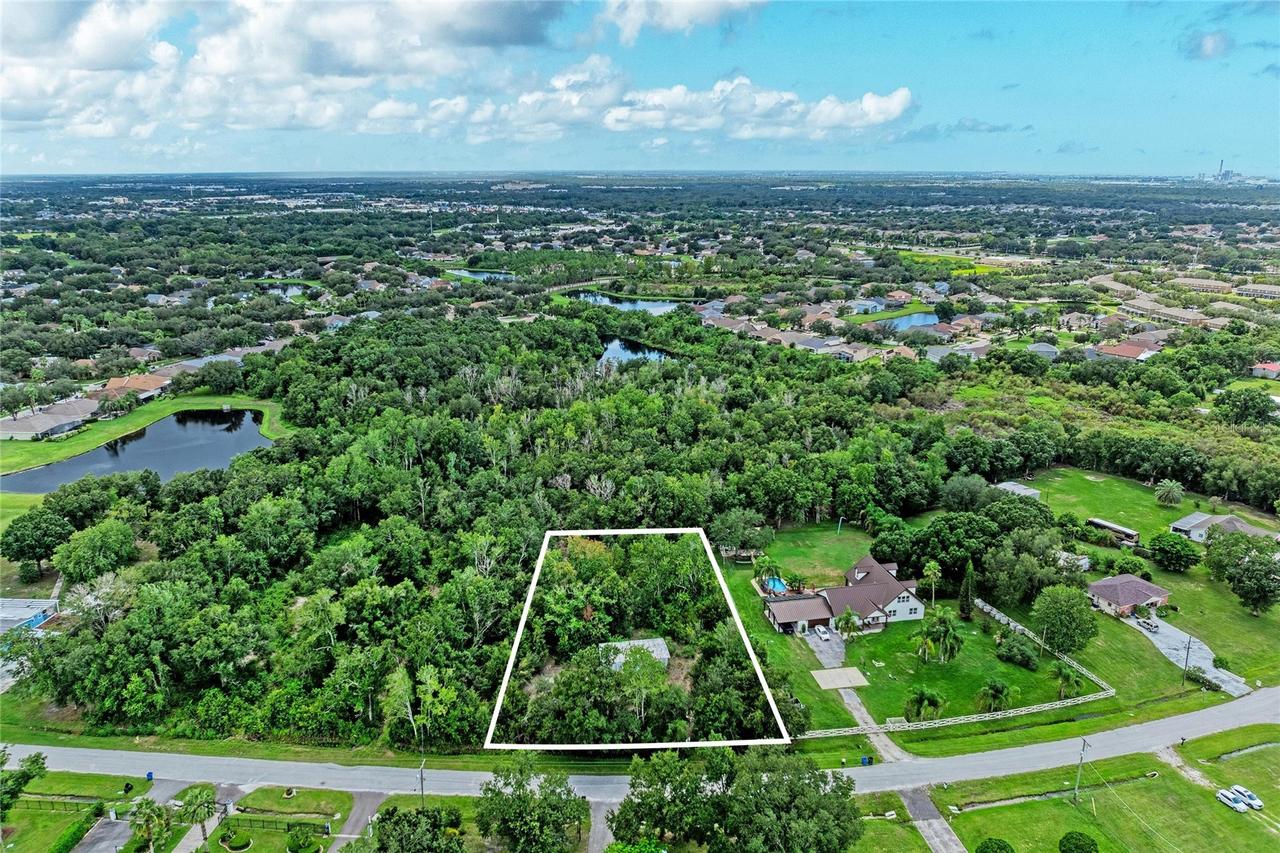 10907 Estates Del Sol Dr., Riverview, FL 33579