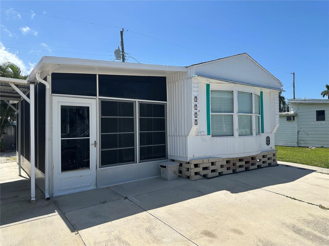 3723 116th St., Bradenton, FL 34210