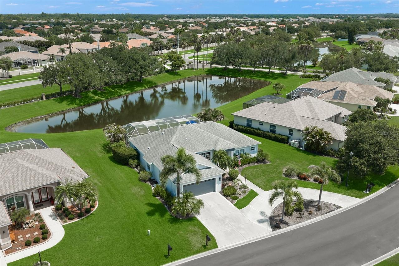 2302 Vintage St., Sarasota, FL 34240