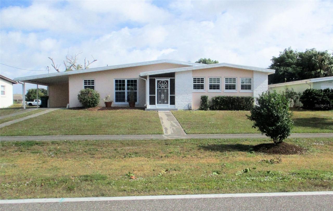 2440 Elkcam Blvd., Port Charlotte, FL 33952