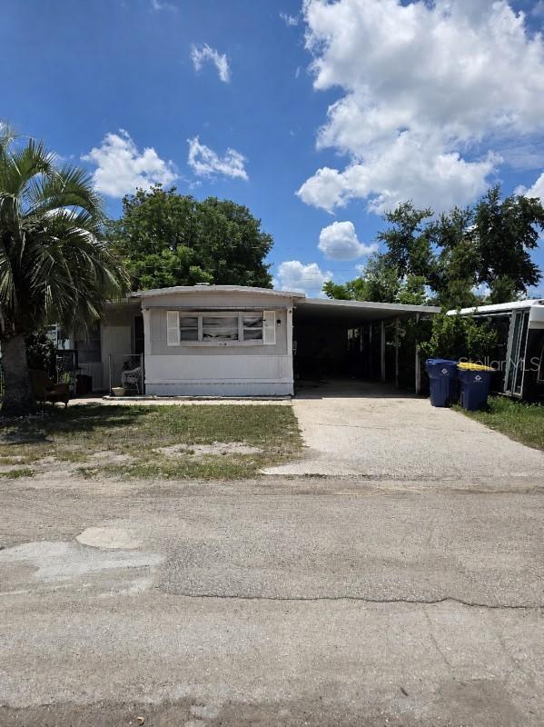 39108 Ola Ave., Zephyrhills, FL 33542