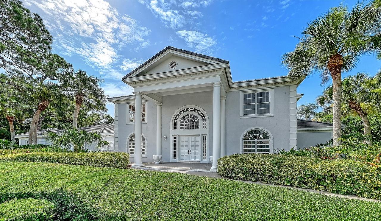 916 Macewen Dr., Osprey, FL 34229