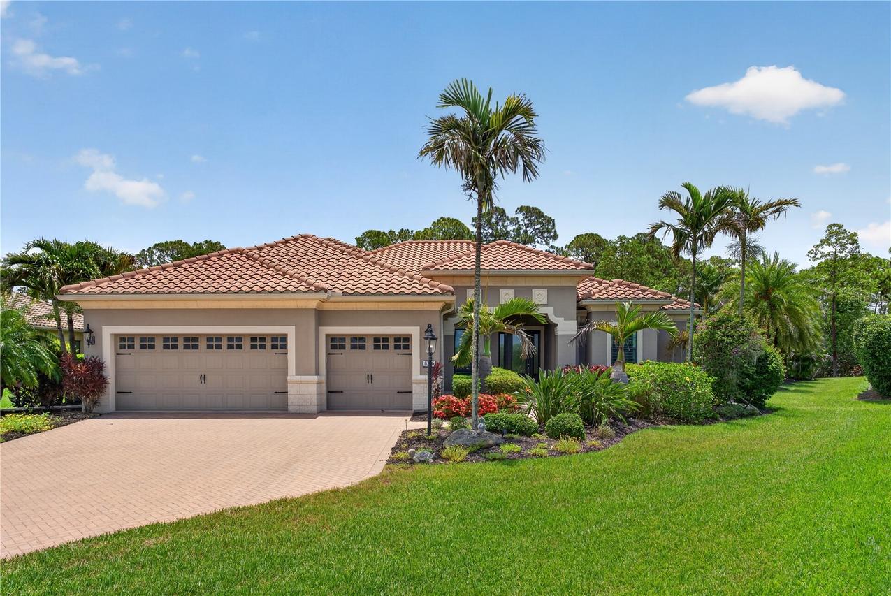8276 Larkspur Cir., Sarasota, FL 34241
