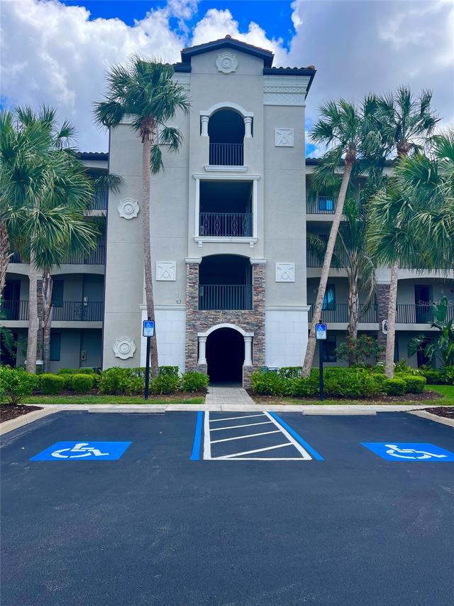 17108 Vardon Ter. #401, Bradenton, FL 34211