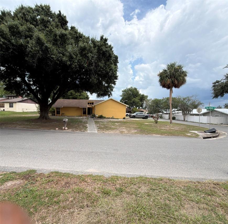 7023 Fox Chase Dr., Lakeland, FL 33810