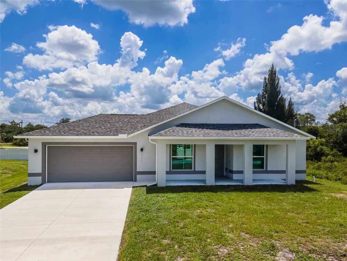 1962 Leghorn St., Lehigh Acres, FL 33972