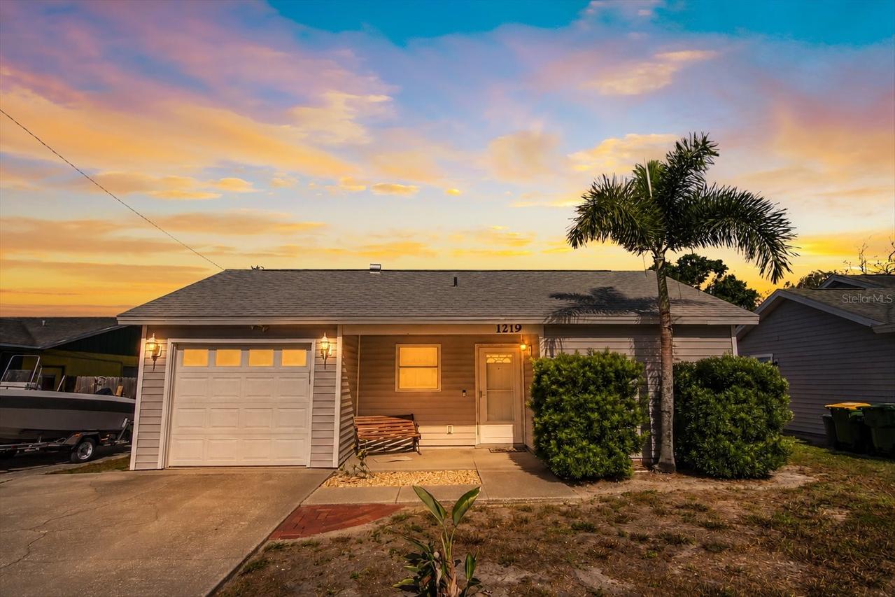 1219 Mackeral Ave., Sarasota, FL 34237
