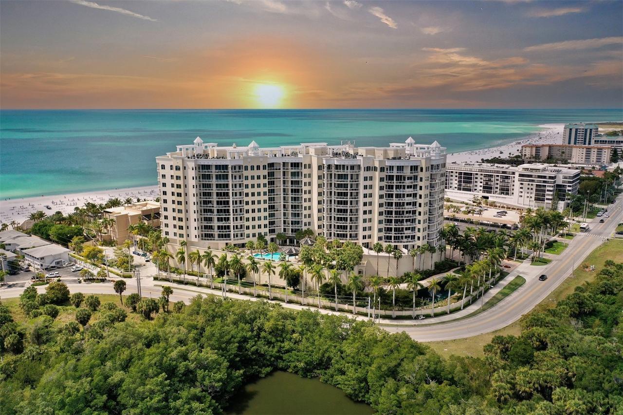 1300 Benjamin Franklin Dr. #1205 & 1206, Sarasota, FL 34236
