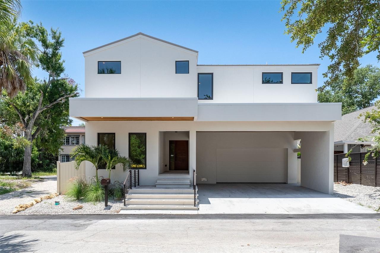 1680 Cherry Ln., Sarasota, FL 34236