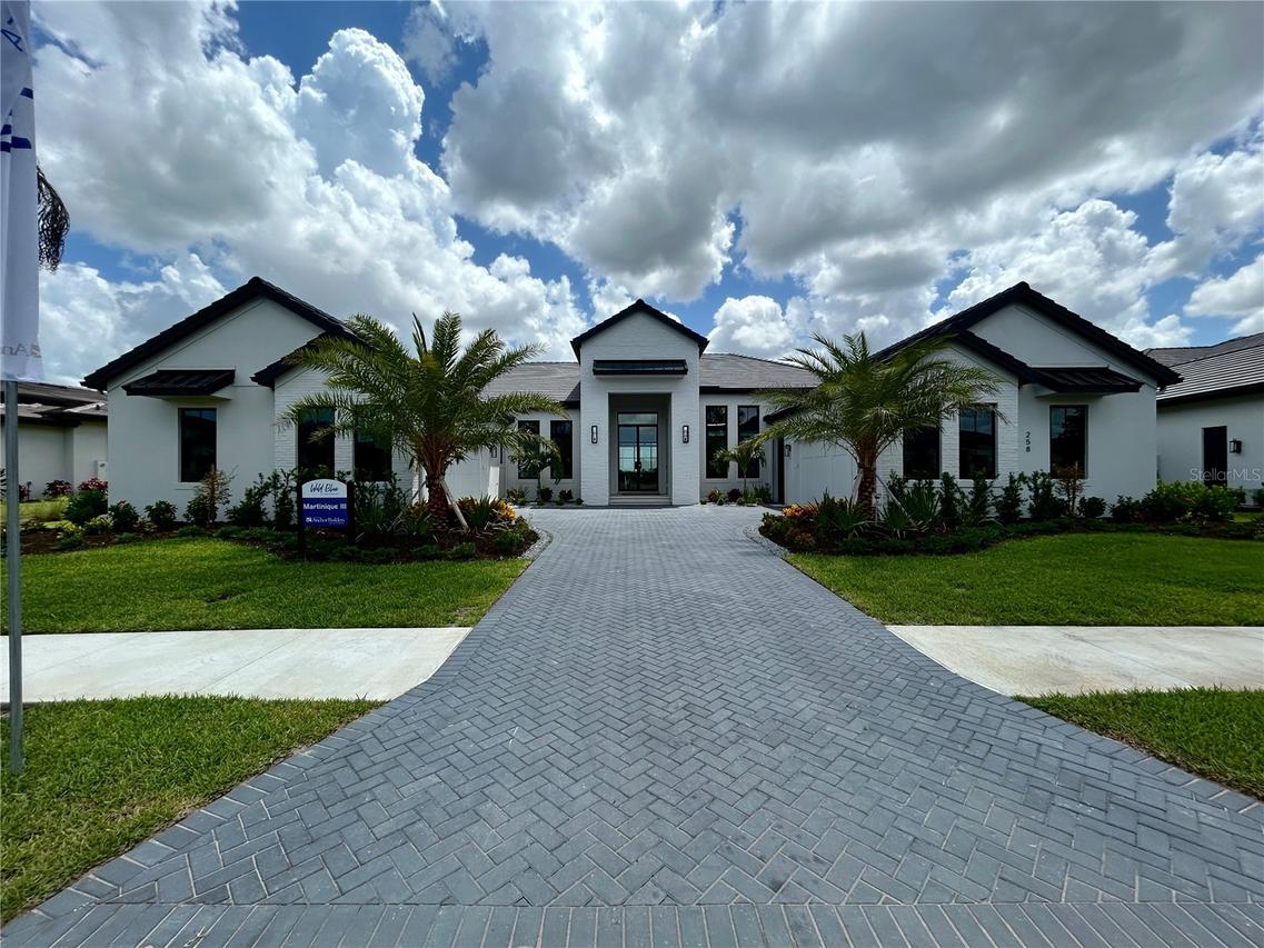 258 Crystal Waters Dr., Sarasota, FL 34240