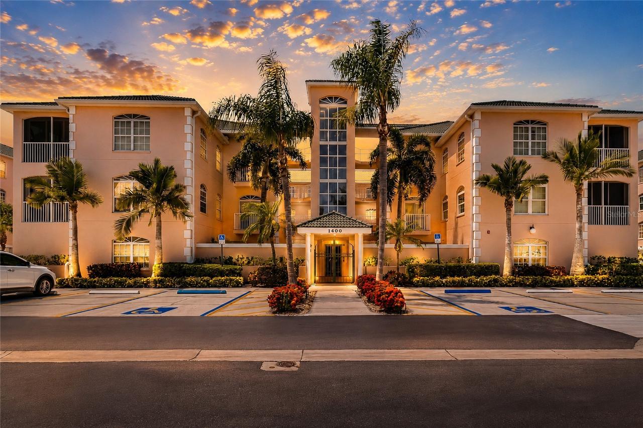 1402 Gondola Park Drive, Venice, FL 34292