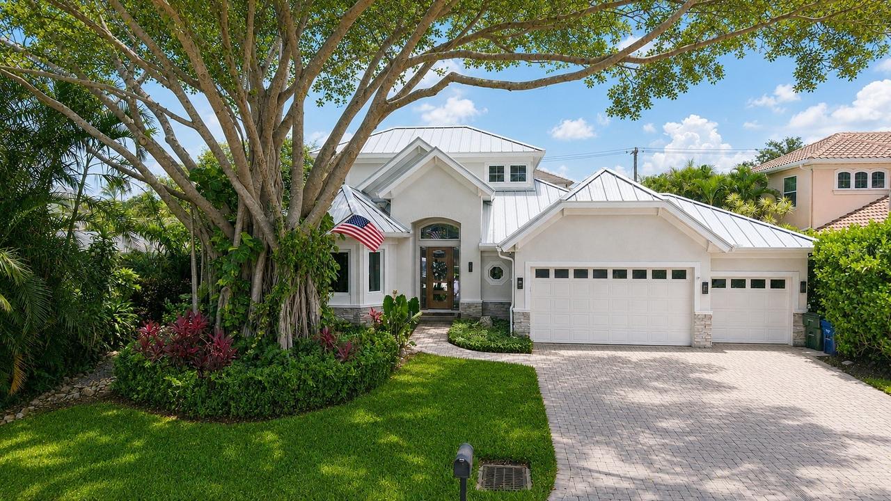 3921 Maravic Pl., Sarasota, FL 34231
