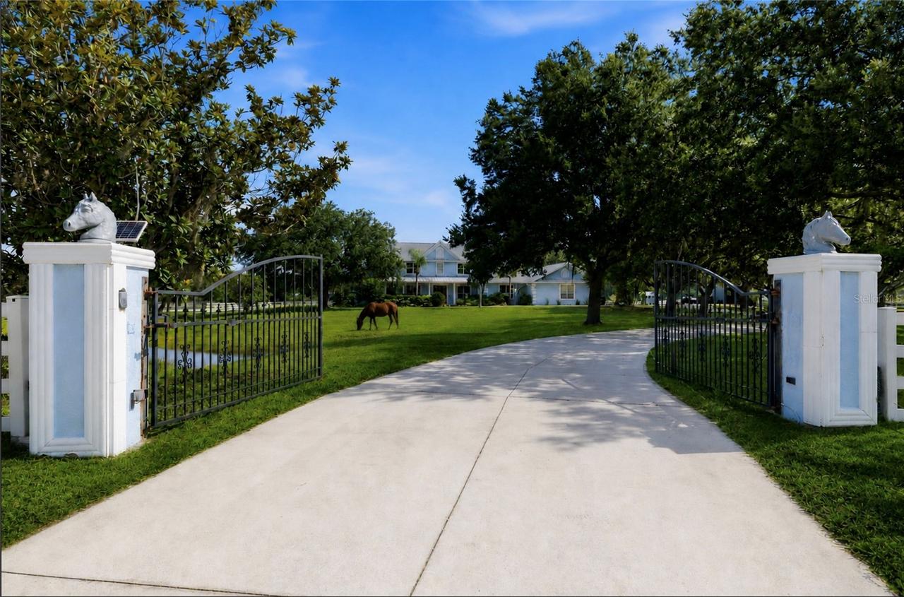 20207 77th Ave., Bradenton, FL 34202