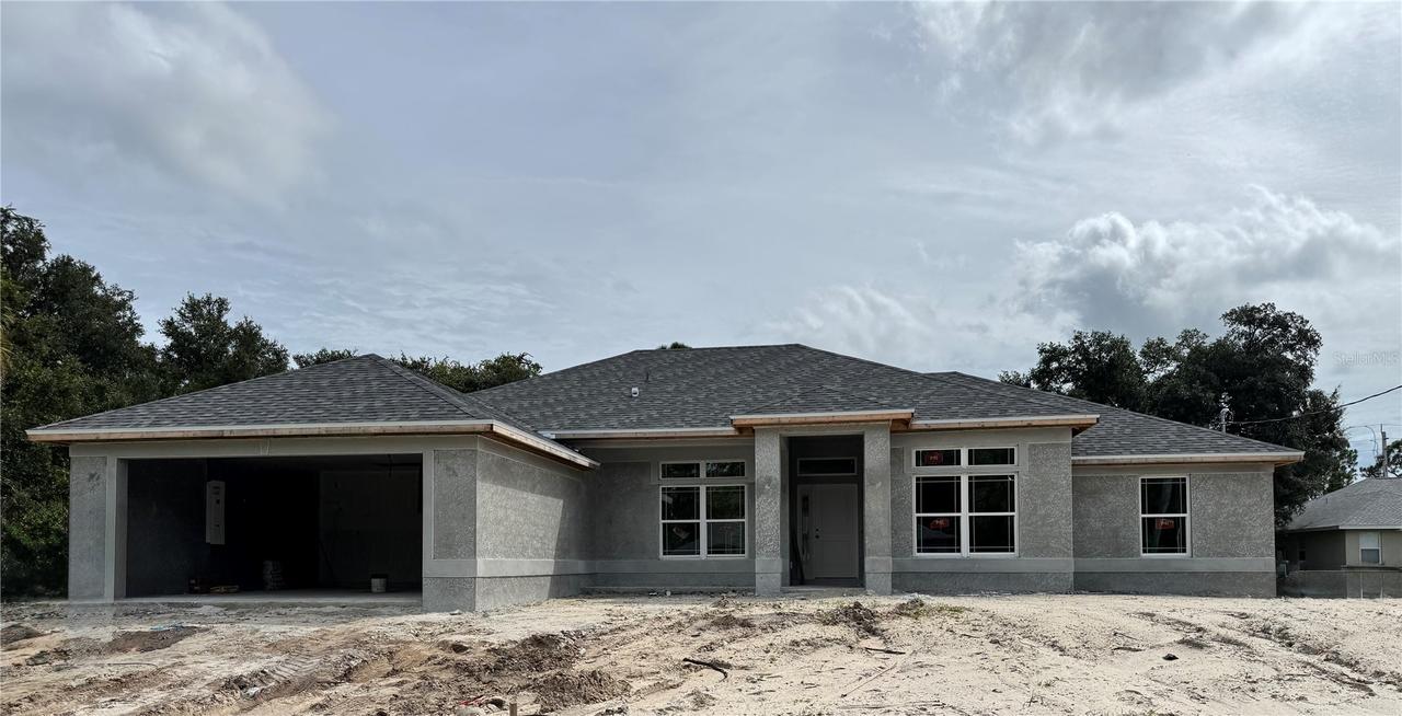 4086 Santa Ana Rd., North Port, FL 34286