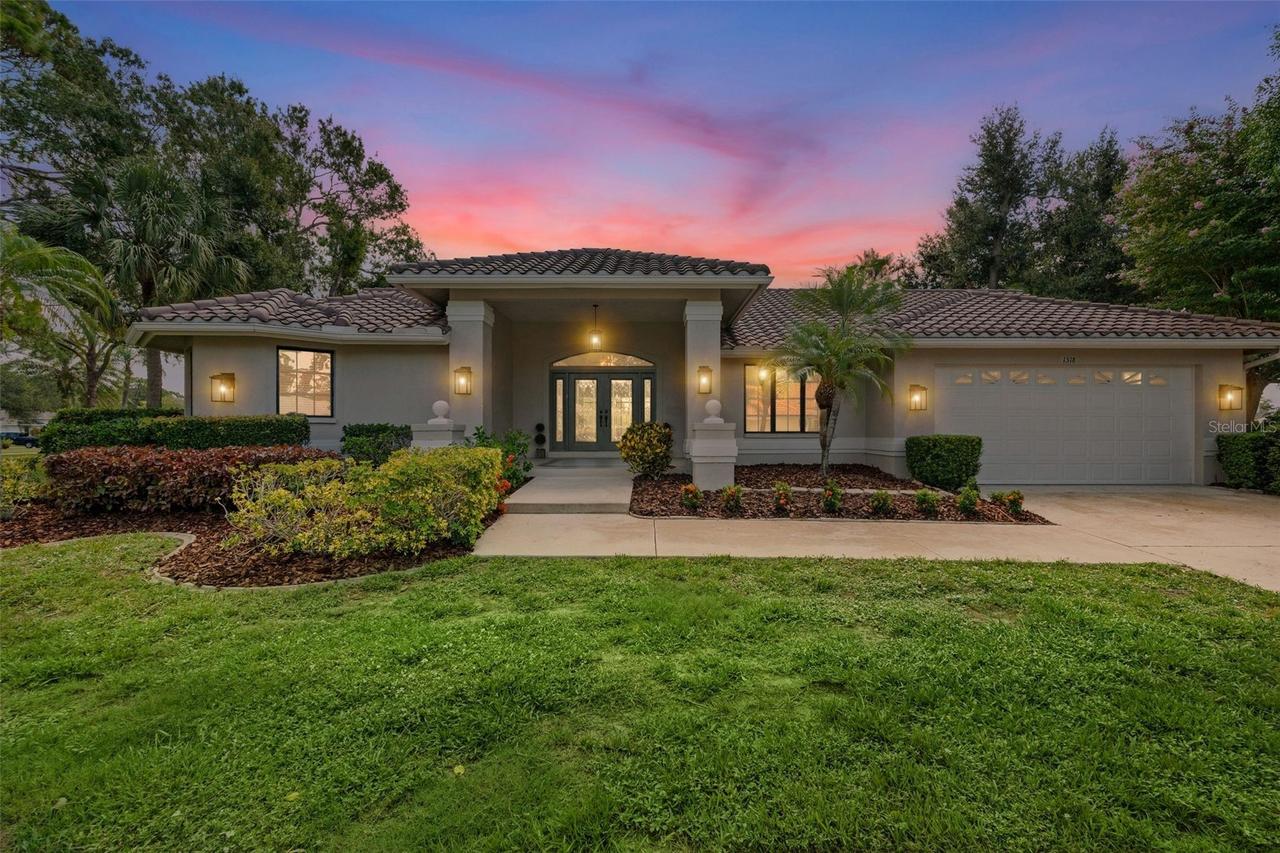 1318 Vermeer Dr., Nokomis, FL 34275