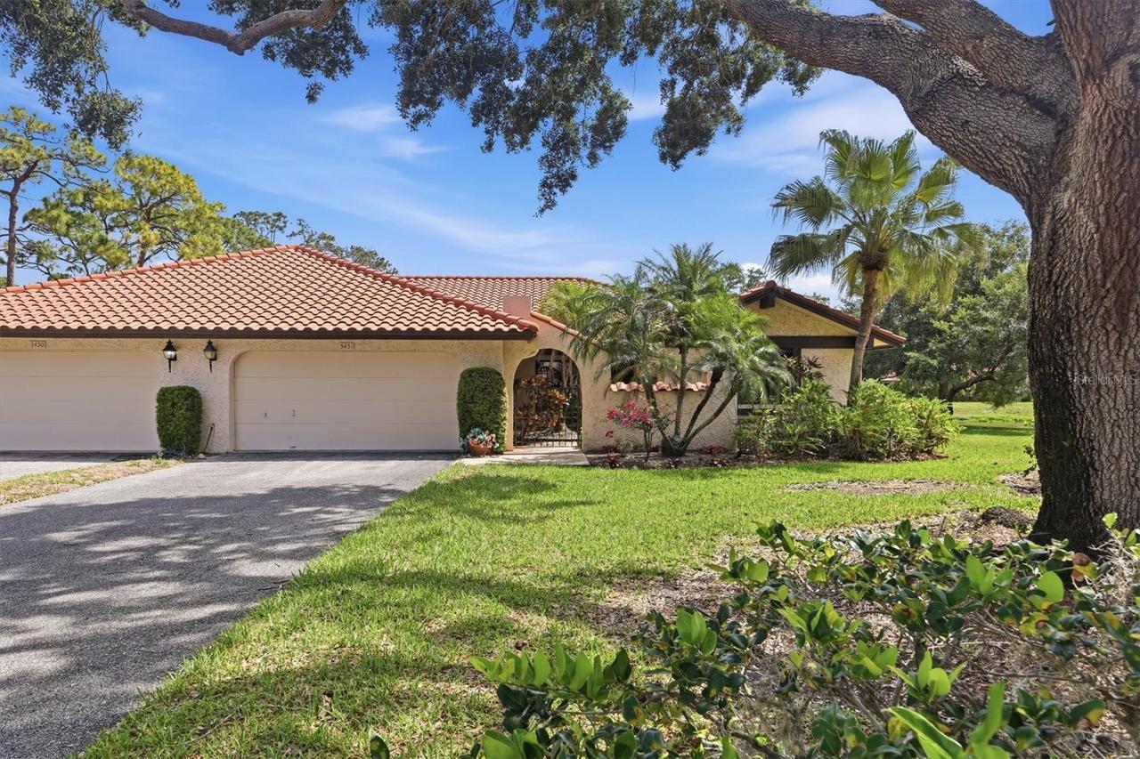 5451 Golf Pointe Dr. #V-225, Sarasota, FL 34243