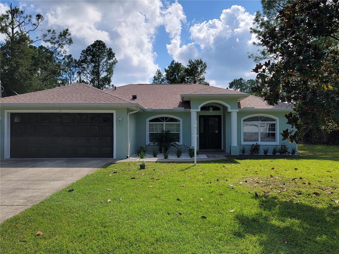 37 Whippoorwill Dr., Palm Coast, FL 32164