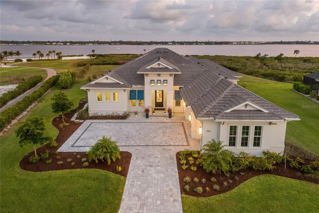 1905 4th St., Palmetto, FL 34221
