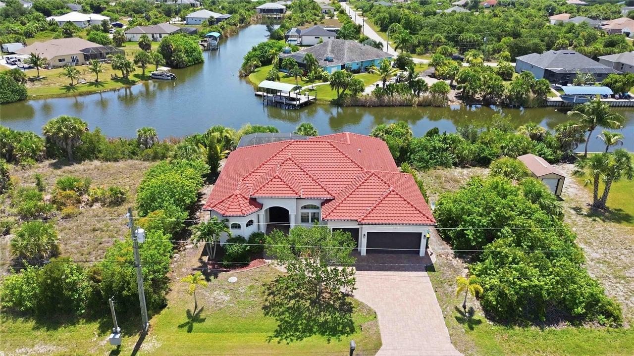 10386 Winnipeg St., Port Charlotte, FL 33981