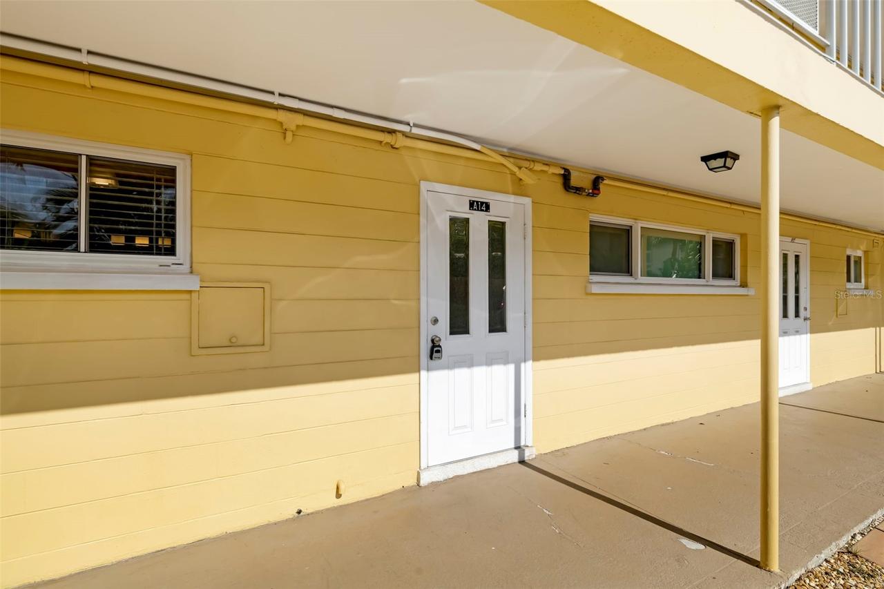 2155 Wood St. #A14, Sarasota, FL 34237