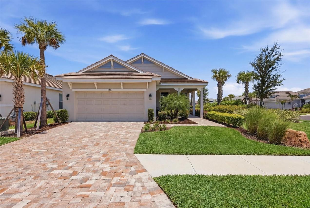 5229 Savino Cir., Palmetto, FL 34221