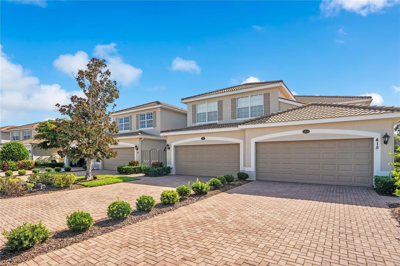 415 Winding Brook Ln. #102, Bradenton, FL 34212