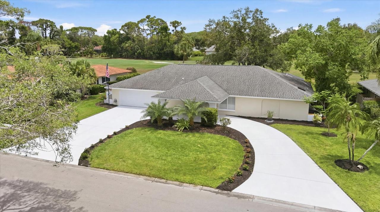 3900 Torrey Pines Blvd., Sarasota, FL 34238