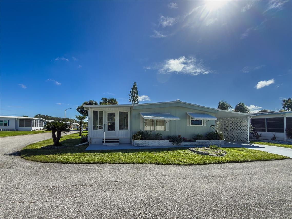 808 53rd Ave. #223, Bradenton, FL 34203