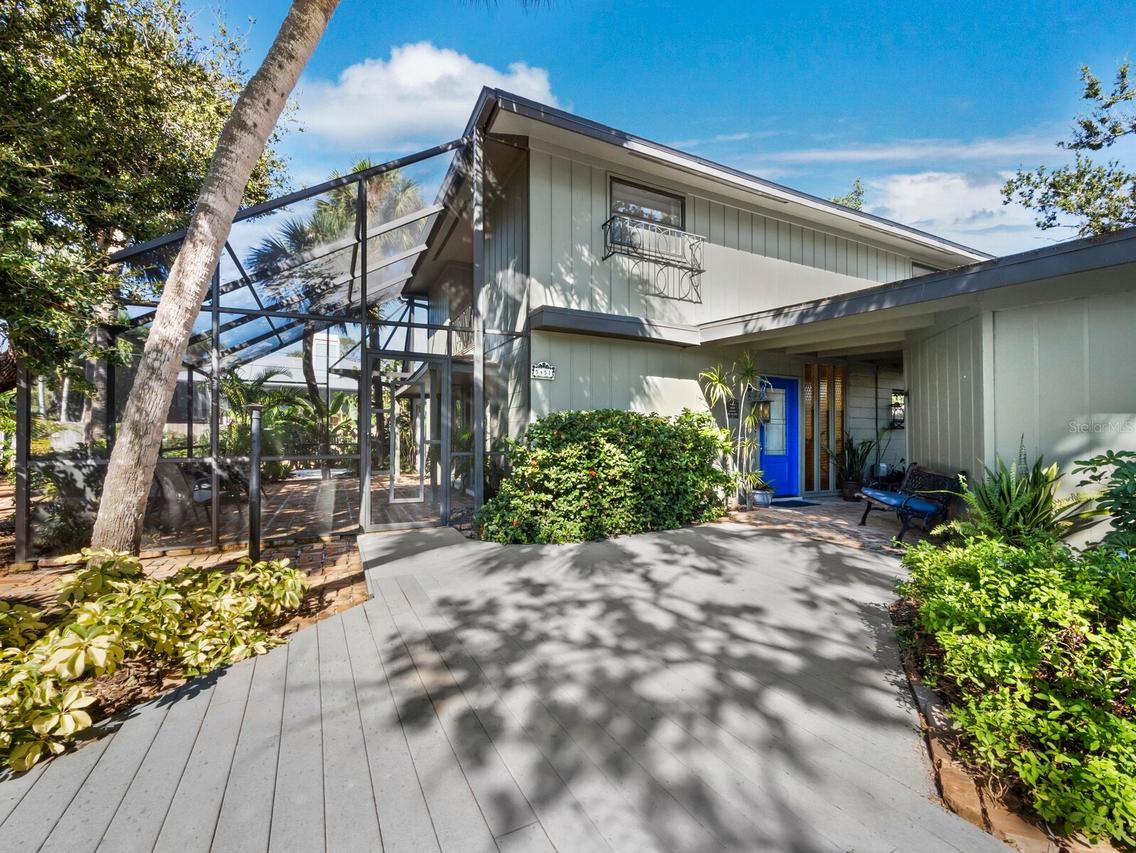 5451 Shadow Lawn Dr., Sarasota, FL 34242